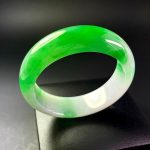 Icy Emerald Green Jadeite Bangle (Taipeh) - Bild 4