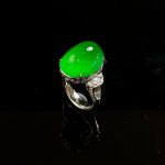 Glassy Jadeite Ring Size 11.5 - Imagen 2
