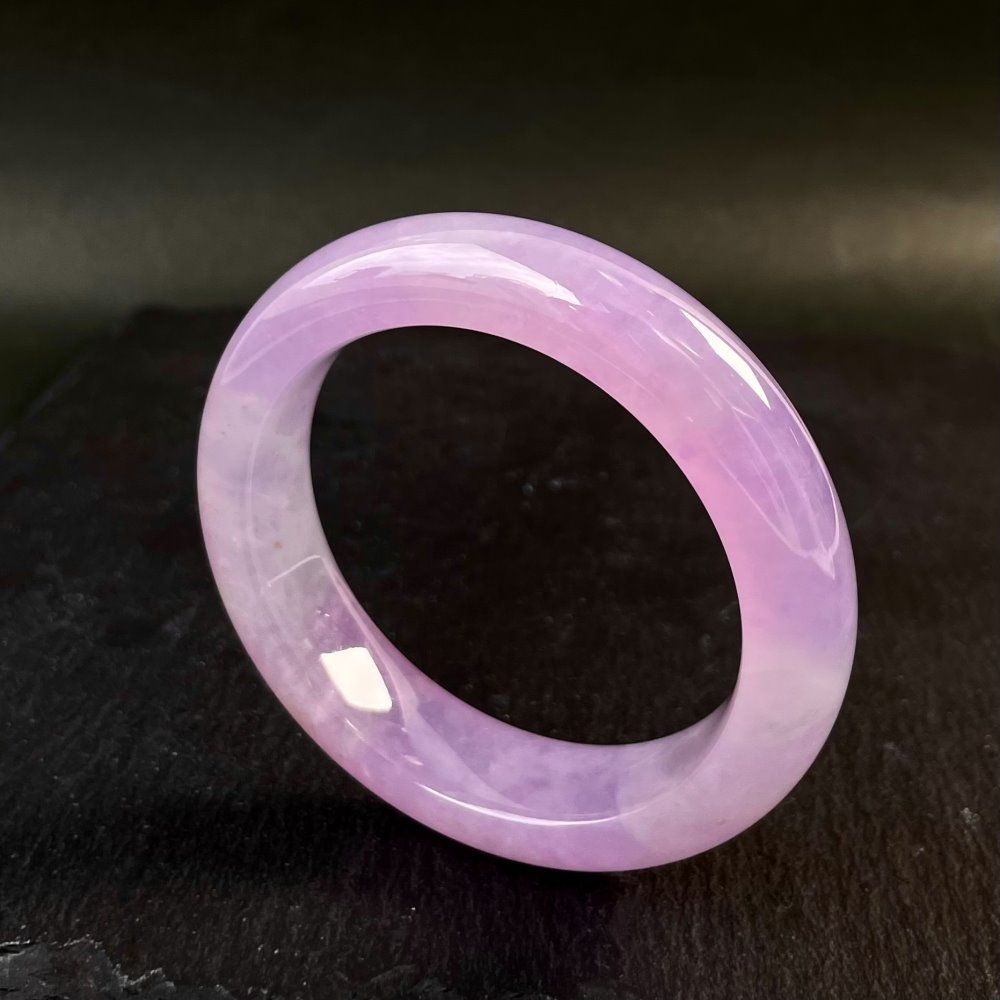 HBrazalete de lavanda jadeíta púrpura real helado Icy Royal Purple Jadeite Lavender Bangle (Taipei) - Image 1