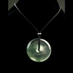 Glassy Jadeite Pendant Huaigu - Image 2